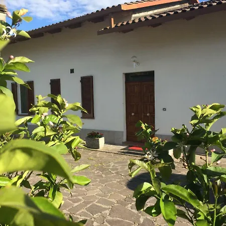 Dom wakacyjny Bughi's House *